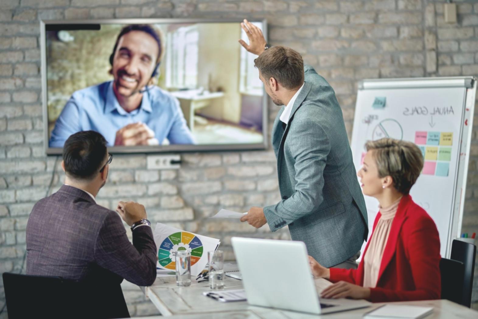 Процесс работы с финансовыми документами